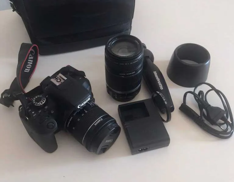 Reflex eos 800 D con Accessori