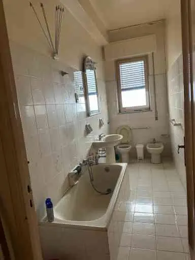 Vendesi appartamento zona Noce via serradifalco