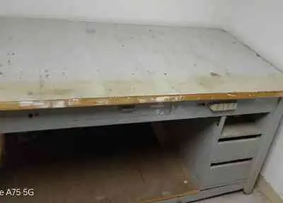 2- Tavoli Lavoro