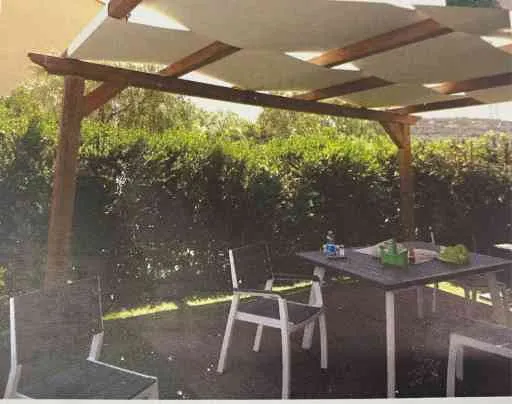 OCCASIONE vendesi casa mare con giardino