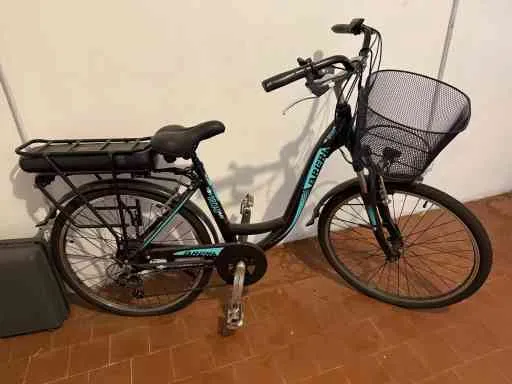 BICICLETTA ELETTRICA MAI UTILIZZATA