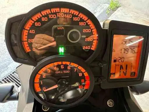 Vendo Bmw F 800 R