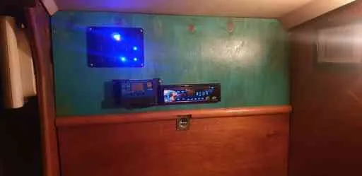 Barca a vela cabinato