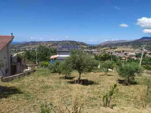 due appezzamenti di terreno a Roccabianca zona Bolognetta