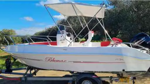 Blumax 19 open seminuova full optional + carrello satellite