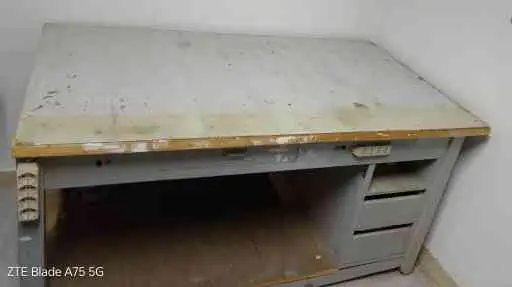 2- Tavoli Lavoro